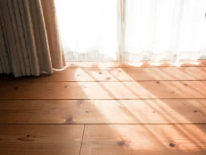 外からの視線が気にならない暮らし！目隠し・装飾フィルムで窓辺を整える